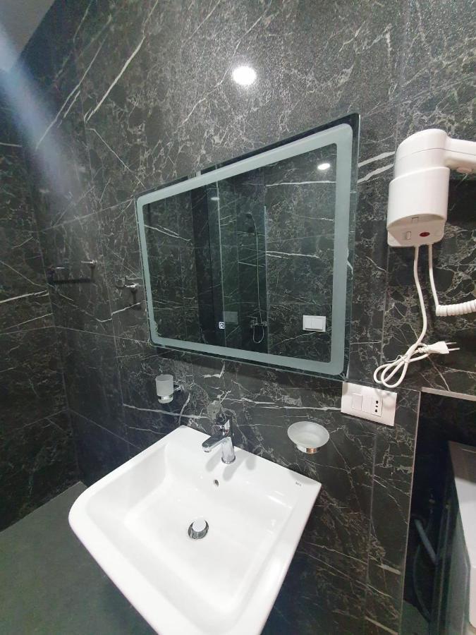 טיראנה #New Luxury Apartment מראה חיצוני תמונה
